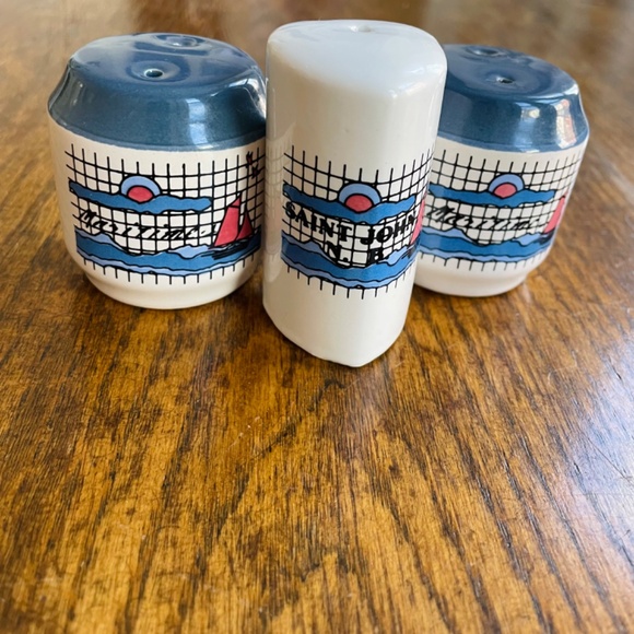 MCM Salt & Pepper Shakers - Picture 2 of 4
